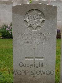 Etaples Military Cemetery - Hamilton, C