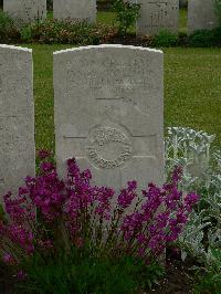 Etaples Military Cemetery - Hamilton, James