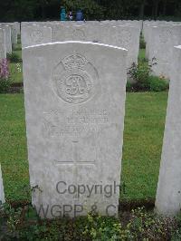 Etaples Military Cemetery - Hammond, Norman William