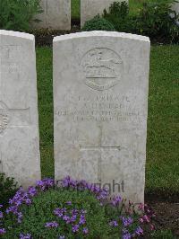Etaples Military Cemetery - Hannan, J A