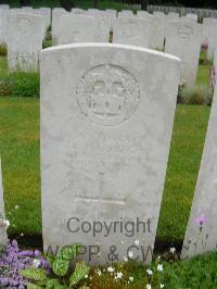 Etaples Military Cemetery - Harding, E