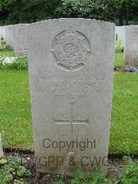 Etaples Military Cemetery - Harding, James Winship