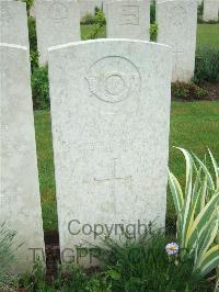 Etaples Military Cemetery - Harding, William