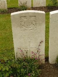 Etaples Military Cemetery - Hardman, J