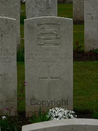 Etaples Military Cemetery - Hardwick, Frank