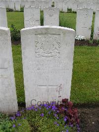 Etaples Military Cemetery - Hargreaves, W