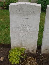 Etaples Military Cemetery - Harland, Andrew Bertie