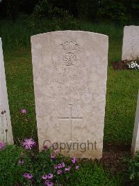 Etaples Military Cemetery - Harris, Frederick John