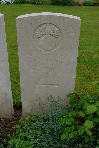 Etaples Military Cemetery - Harris, John