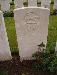 Etaples Military Cemetery - Harrison, J