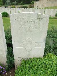 Etaples Military Cemetery - Harvey, James