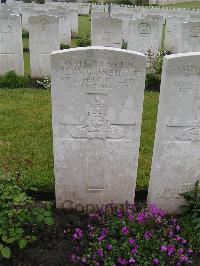 Etaples Military Cemetery - Harvey, William George
