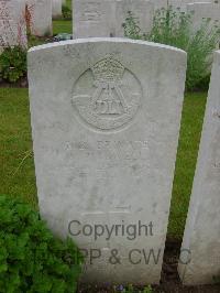 Etaples Military Cemetery - Haswell, W