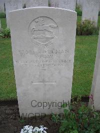 Etaples Military Cemetery - Haw, Samuel