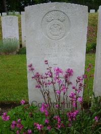 Etaples Military Cemetery - Hawkins, John Alfred