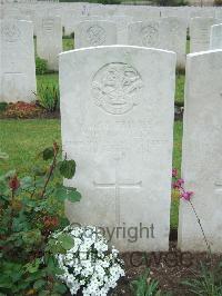 Etaples Military Cemetery - Hawksley, C H