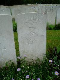Etaples Military Cemetery - Haworth, Ross