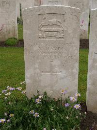 Etaples Military Cemetery - Hayes, A