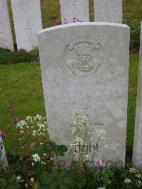 Etaples Military Cemetery - Hayward, J