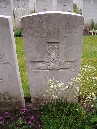 Etaples Military Cemetery - Hearn, George Frederick