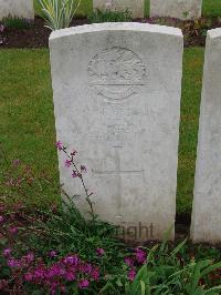 Etaples Military Cemetery - Heath, Walter