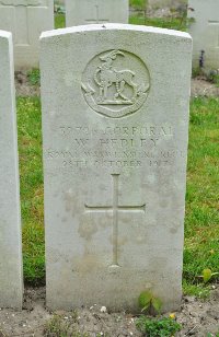 Etaples Military Cemetery - Hedley, William