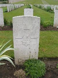 Etaples Military Cemetery - Helme, Guy Masterman