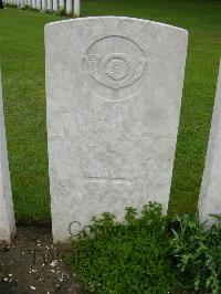Etaples Military Cemetery - Hemmings, George