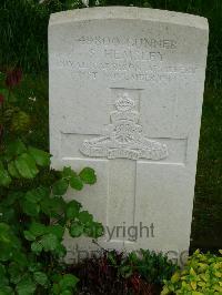 Etaples Military Cemetery - Hemsley, Samuel