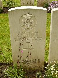 Etaples Military Cemetery - Henderson, George