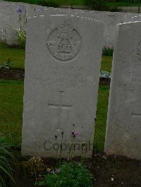 Etaples Military Cemetery - Heywood, Nicholas