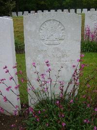Etaples Military Cemetery - Hibbens, George Alfred