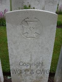 Etaples Military Cemetery - Higdon, G