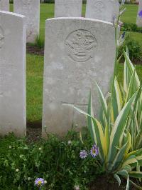 Etaples Military Cemetery - Hill, C T
