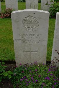Etaples Military Cemetery - Hill, Thomas