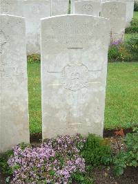 Etaples Military Cemetery - Hilson, Fredrick Smith