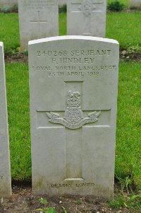 Etaples Military Cemetery - Hindley, Frederick