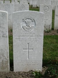 Etaples Military Cemetery - Hinton, William Harold