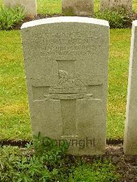 Etaples Military Cemetery - Hitchon, Harry