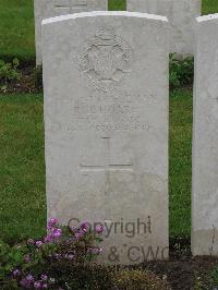 Etaples Military Cemetery - Hoare, Ralph John