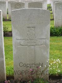 Etaples Military Cemetery - Hodgkinson, Basil