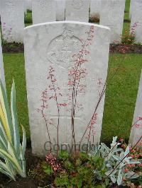 Etaples Military Cemetery - Holder, W H