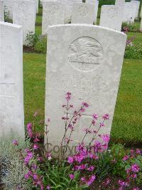 Etaples Military Cemetery - Holdsworth, Fred