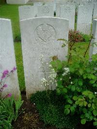 Etaples Military Cemetery - Hopley, John