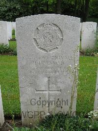 Etaples Military Cemetery - Horsman, H