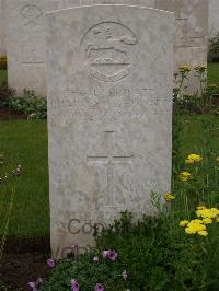 Etaples Military Cemetery - Howard, Charles John Joseph