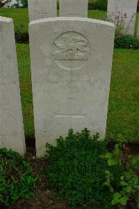Etaples Military Cemetery - Howarth, William Horridge