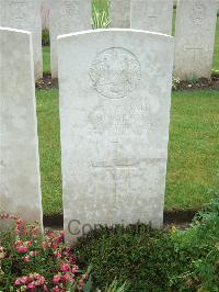 Etaples Military Cemetery - Howieson, Adam