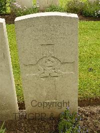Etaples Military Cemetery - Hughes, Alfred