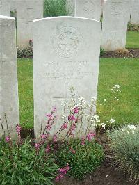 Etaples Military Cemetery - Hulme, Samuel
